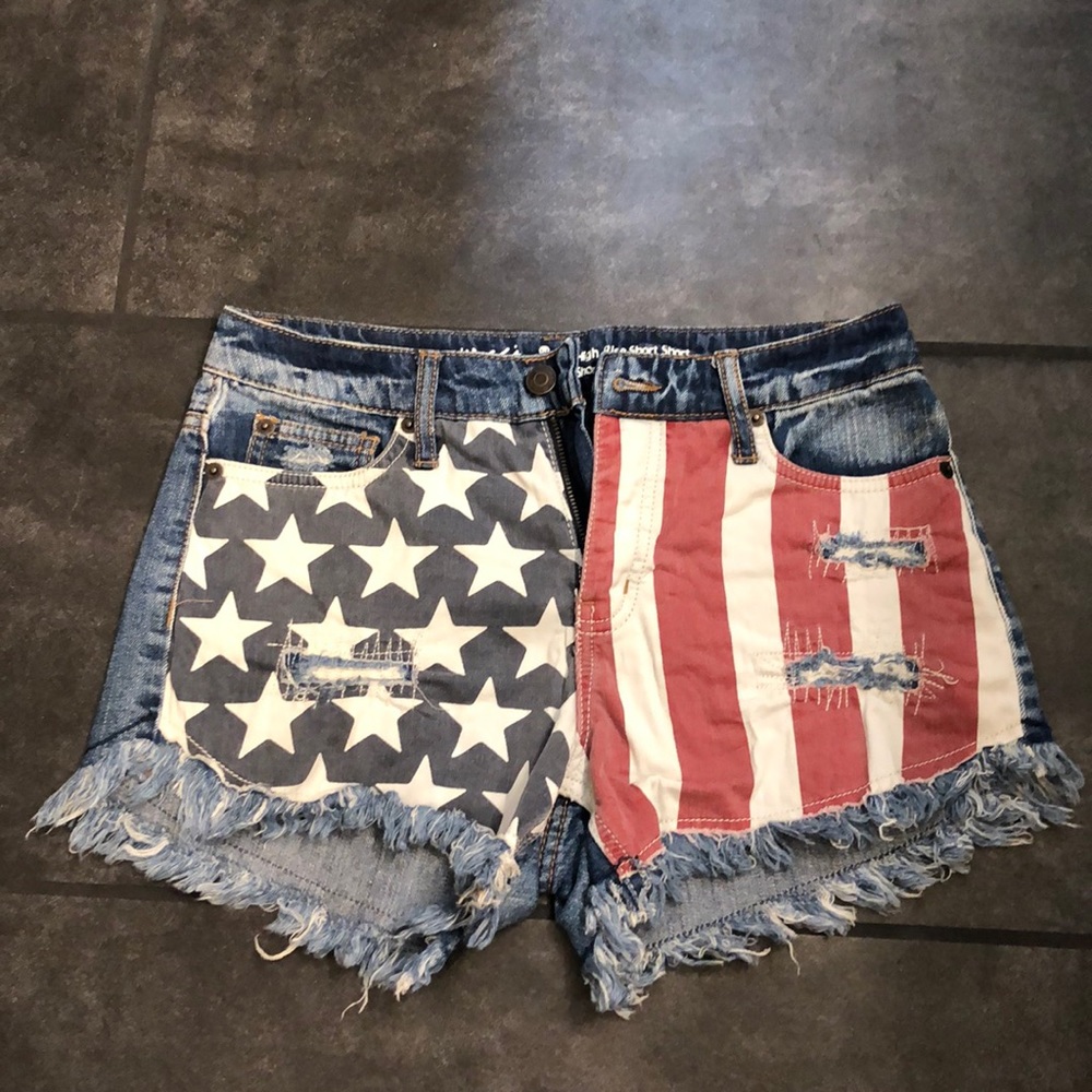 American flag high rise shorts